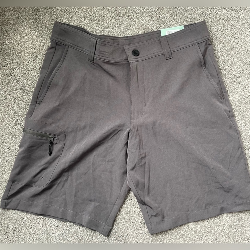 Magellan Fish Gear Grey Shorts
